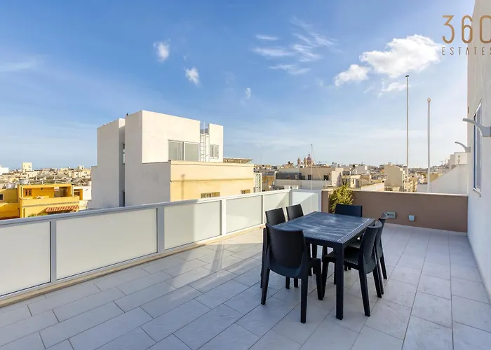 Cosy 2Br Penthouse With Private Terrace In Zabbar By 360 Estates
