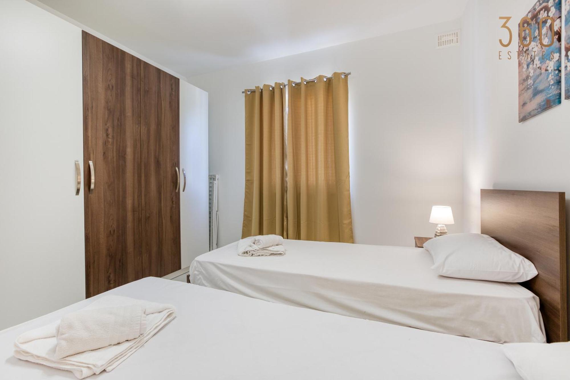 Cosy 2br Penthouse With Private Terrace In By 360 Estates * Żabbar