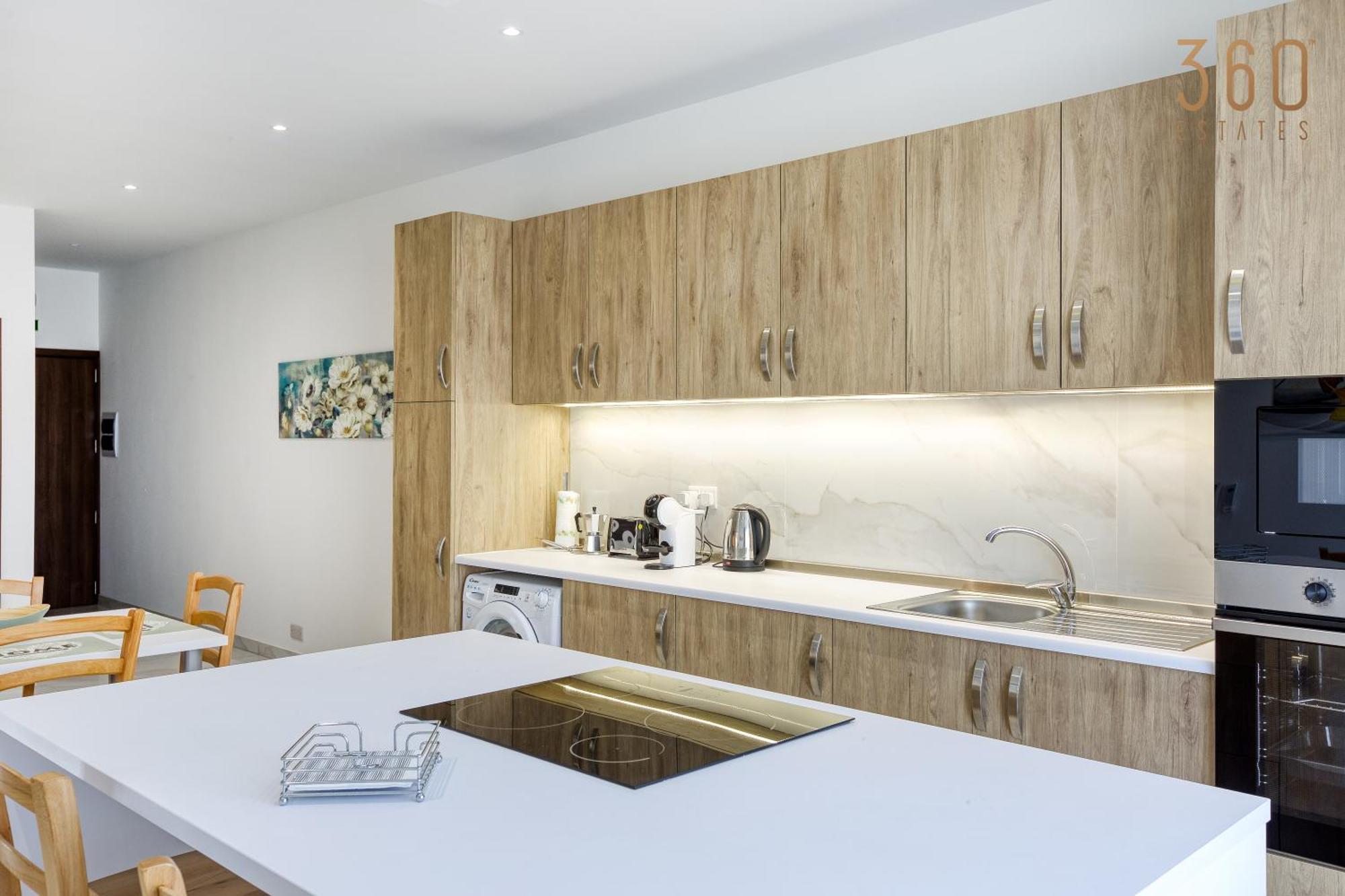 Cosy 2br Penthouse With Private Terrace In By 360 Estates Apartment *