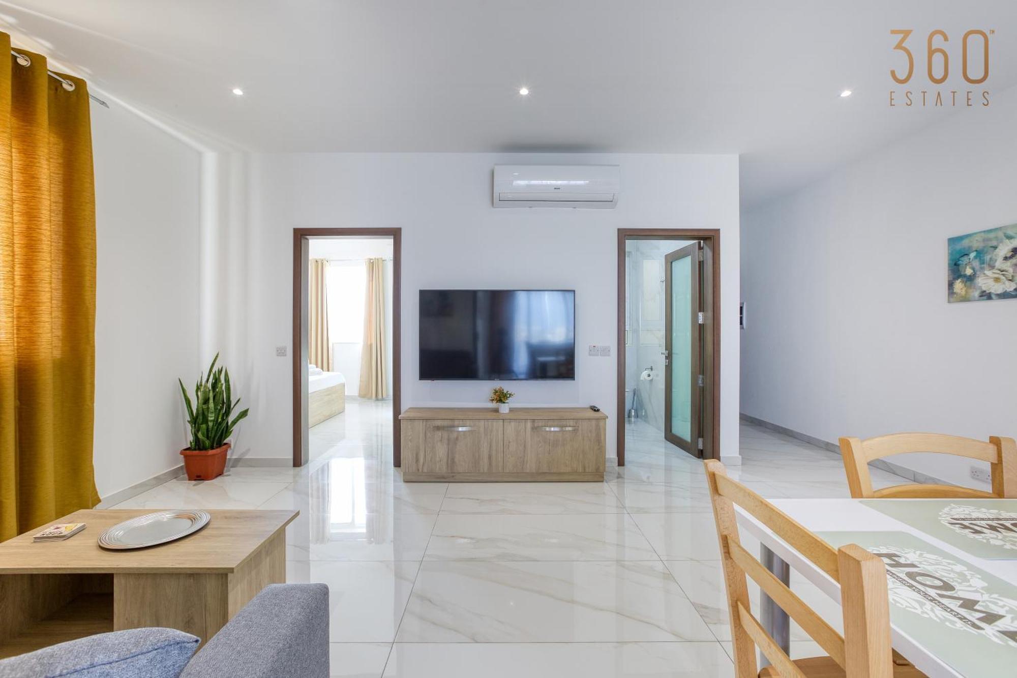 Cosy 2br Penthouse With Private Terrace In By 360 Estates Apartment *